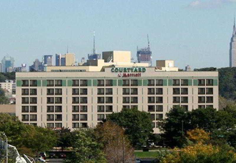 Courtyard By Marriott Secaucus Meadowlands Hotell Eksteriør bilde