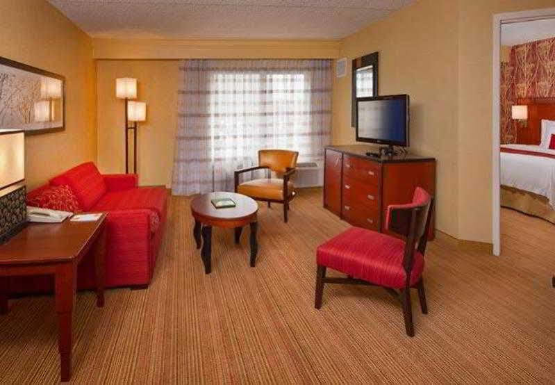 Courtyard By Marriott Secaucus Meadowlands Hotell Eksteriør bilde