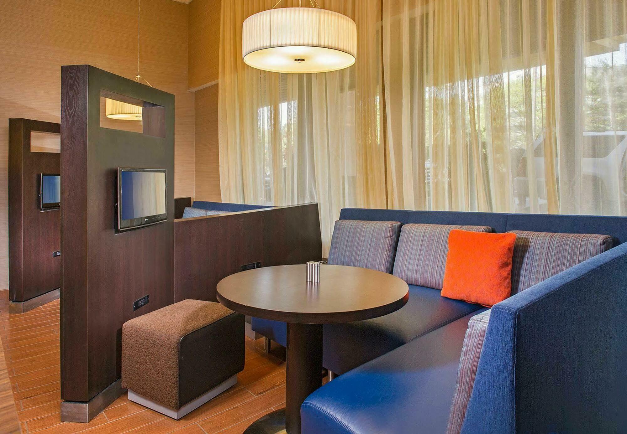 Courtyard By Marriott Secaucus Meadowlands Hotell Eksteriør bilde